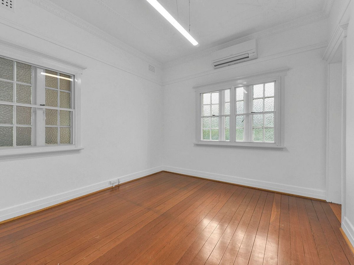 2/81 McLachlan Street, Fortitude Valley - Thumbnail 3