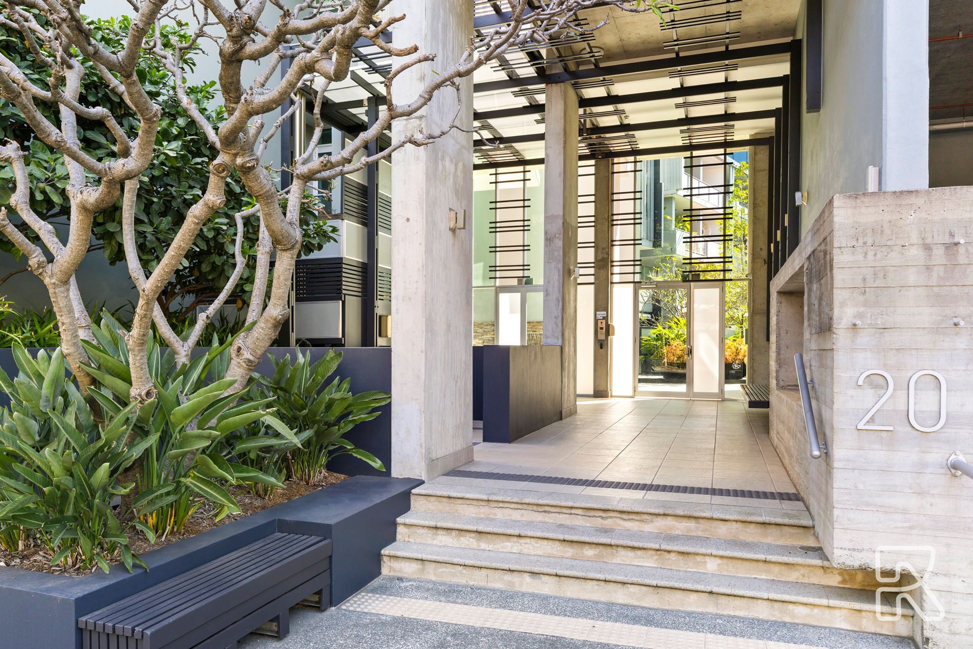 60/20 Newstead Terrace, Newstead - Thumbnail 2