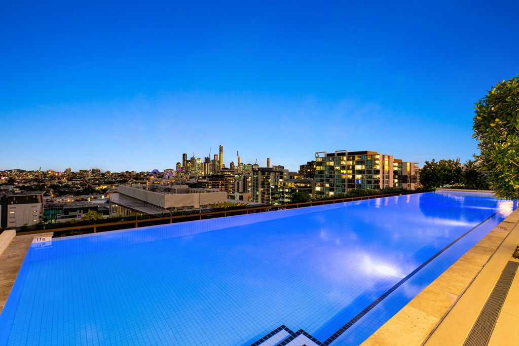 1110/70 Longland Street, Newstead - Thumbnail 2