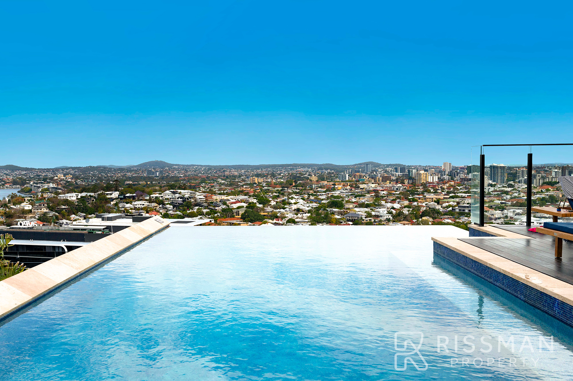 402/12 Cunningham Street, Newstead - Thumbnail 5