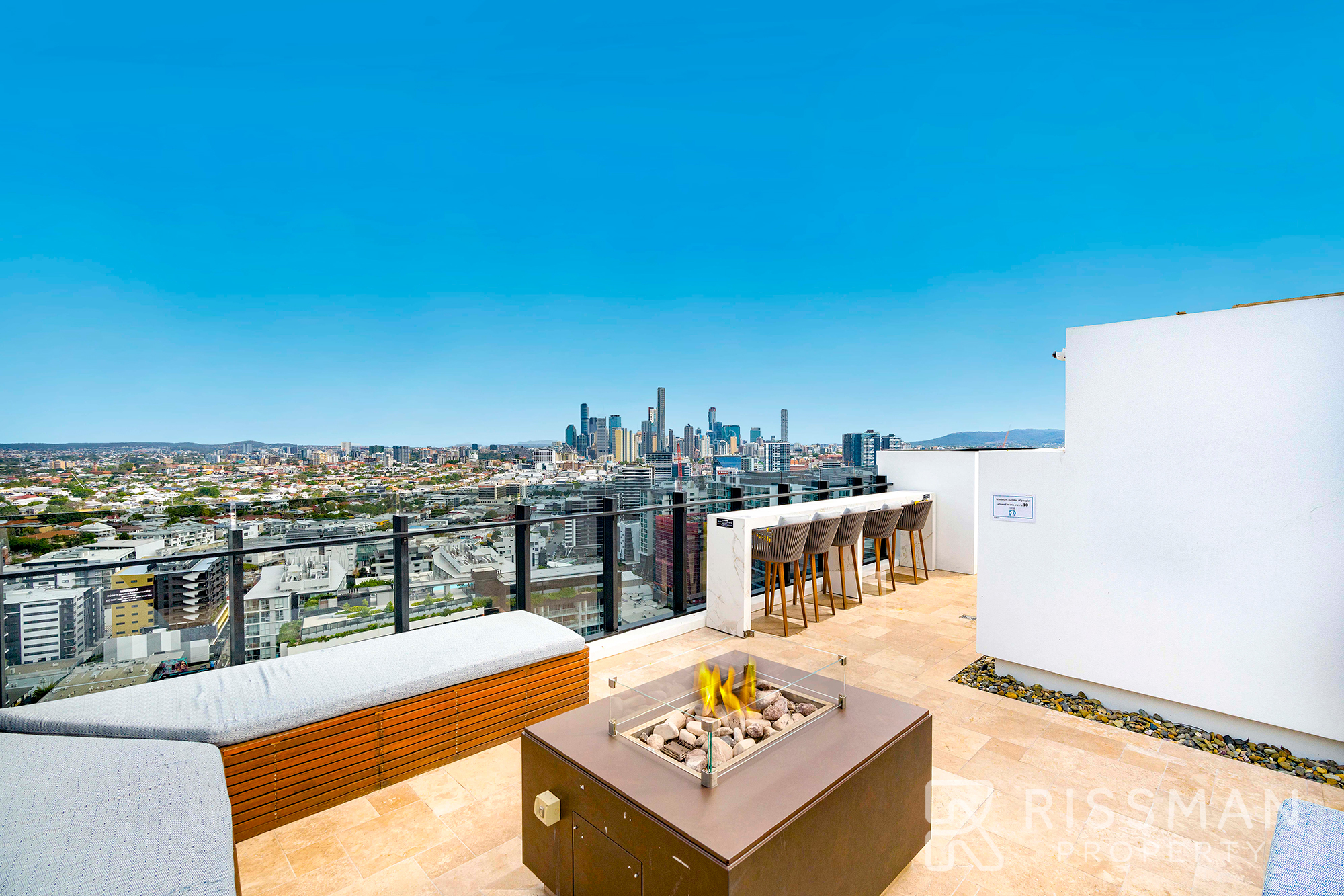 402/12 Cunningham Street, Newstead - Thumbnail 6