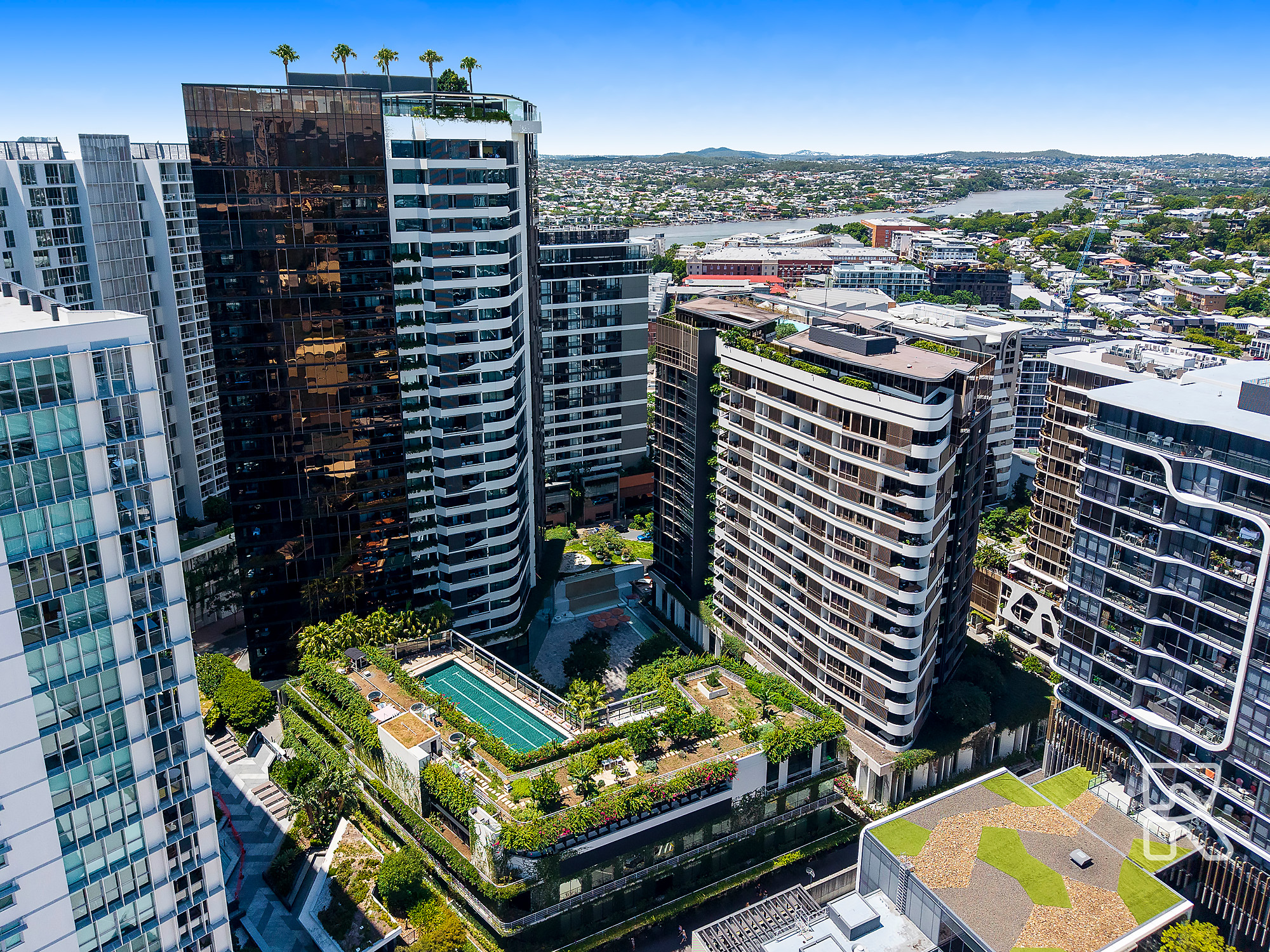 307/18 Longland Street, Newstead - Thumbnail 2